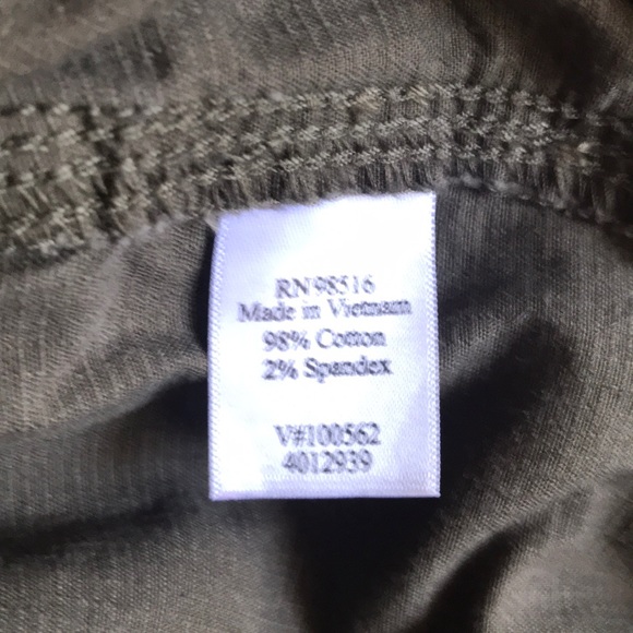 Coldwater Creek Khaki Green Capri Pants - Picture 5 of 5